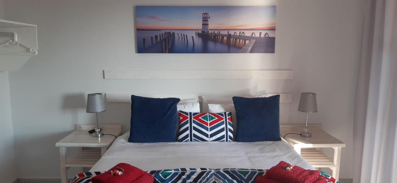 Ocean View Guest House ジェフリーズ・ベイ エクステリア 写真